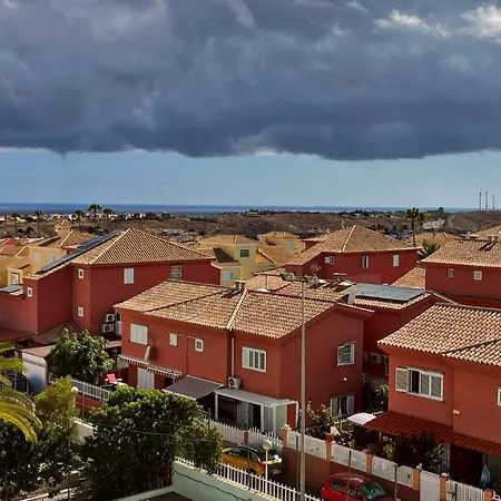 Surycan El Dorado 5th Floor Lägenhet